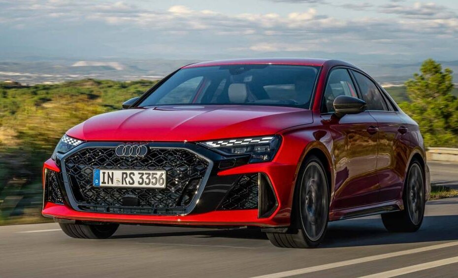 Audi RS3 Sedan 2025: A Nova Era da Performance e Estilo